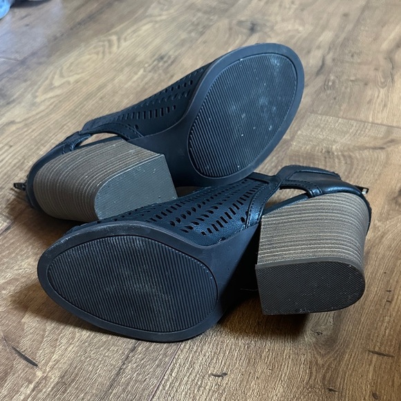 Jellypop Black Cut-Out Peep-Toe Heeled Boots NwOT - Picture 6 of 8